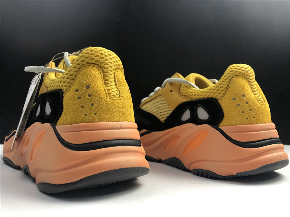 Yeezy 700 - Sun