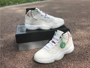 Jordan 11 - Platinum Tint