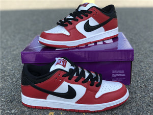 Nike SB Dunk Low - Chicago