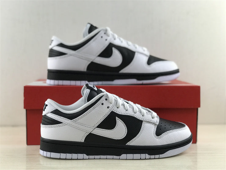 Nike Dunk Low - Reverse Panda
