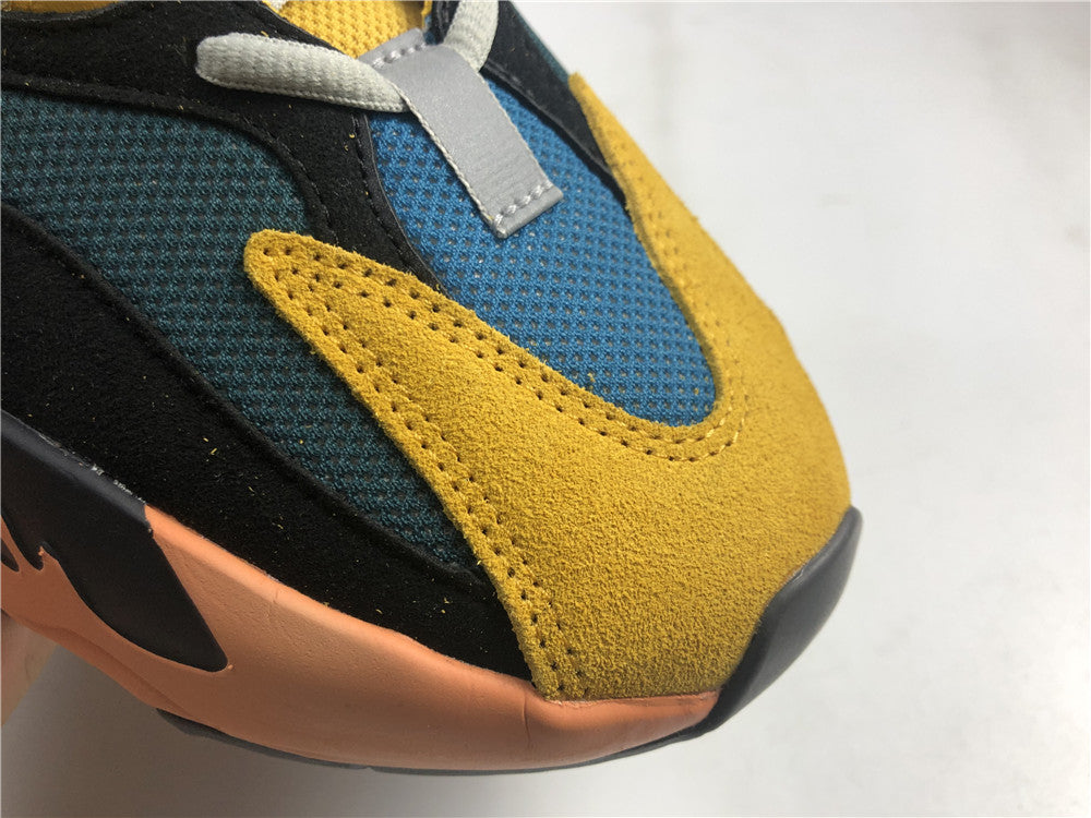 Yeezy 700 - Sun