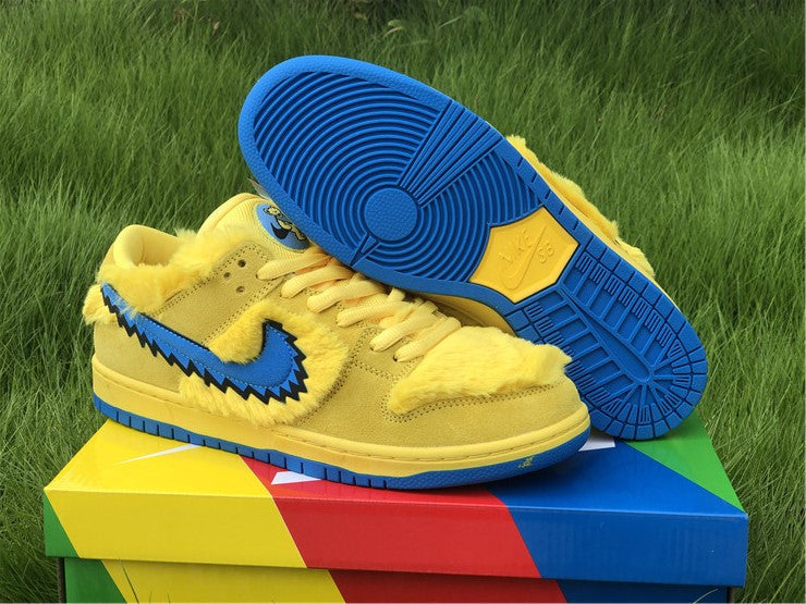 Nike SB Dunk Low - Dead Bears Yellow