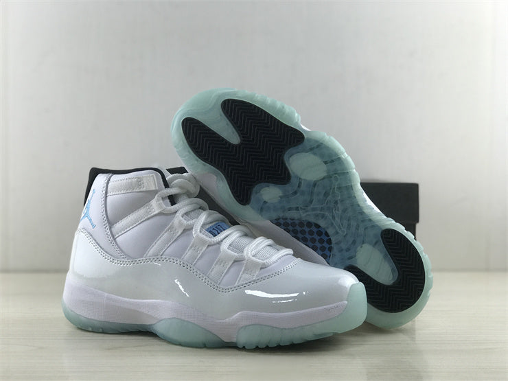 Jordan 11 - Reverse UNC