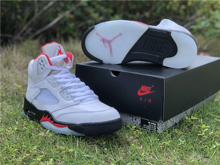 Jordan 5 - Fire Red Silver Tongue