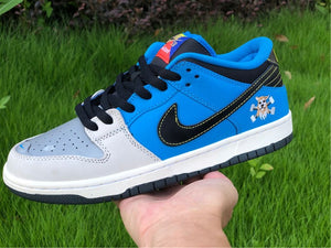 Nike SB Dunk Low - Instant