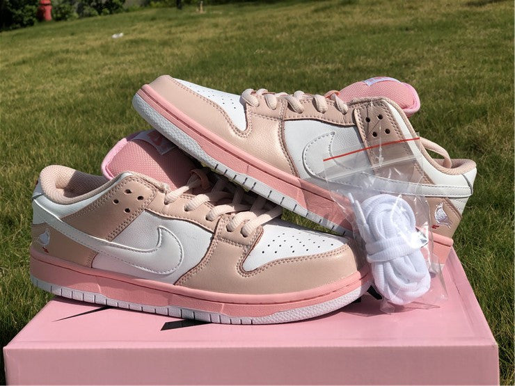 Nike SB Dunk Low - Pink