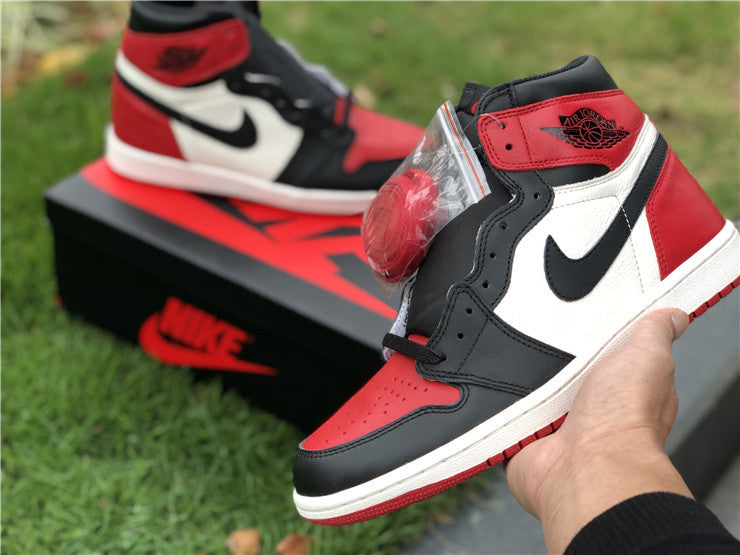 Jordan 1 High - Bred Toe