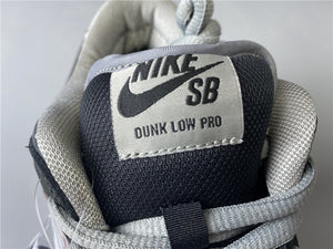 Nike SB Dunk Low - Smoke