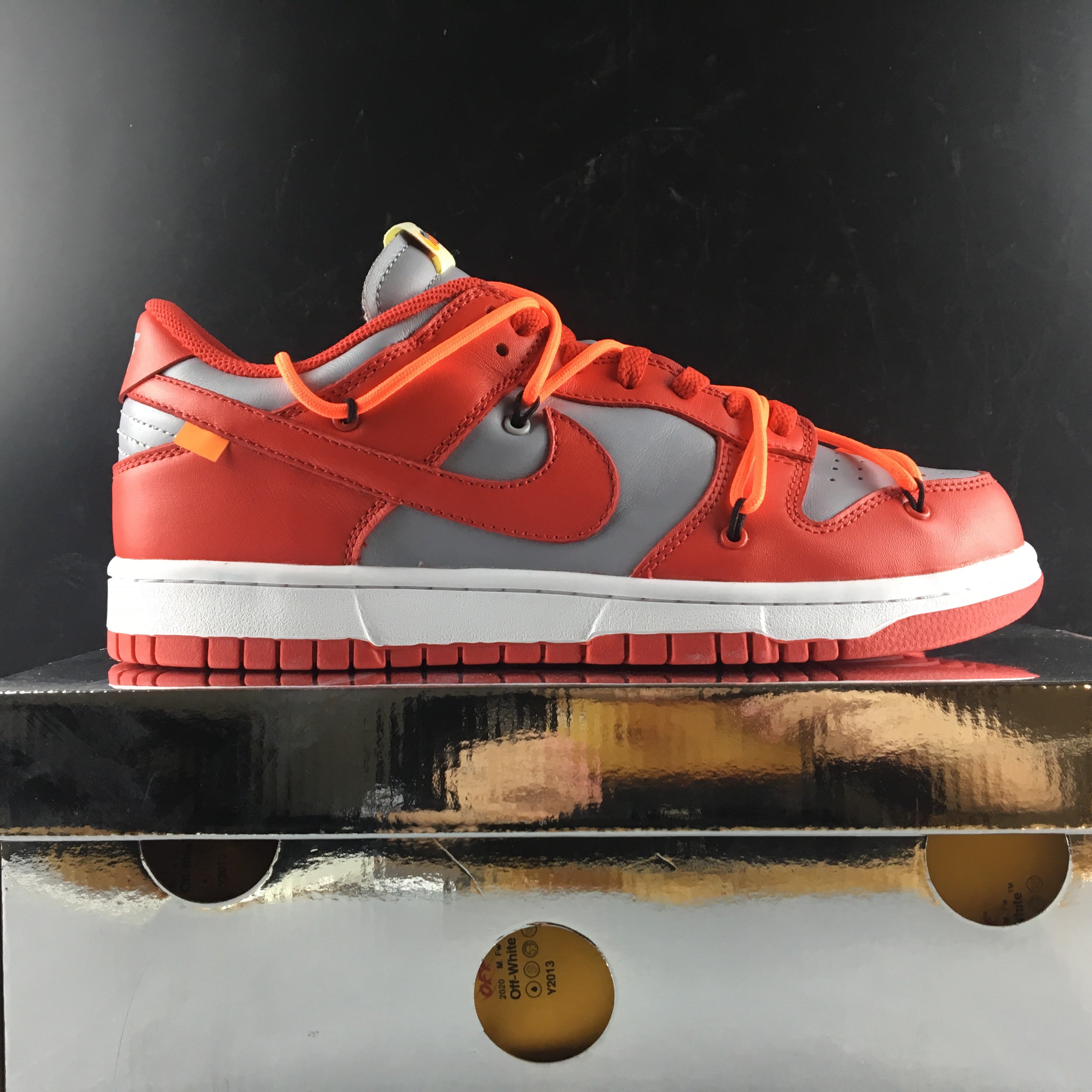 Nike Off White Dunk Low - University Red