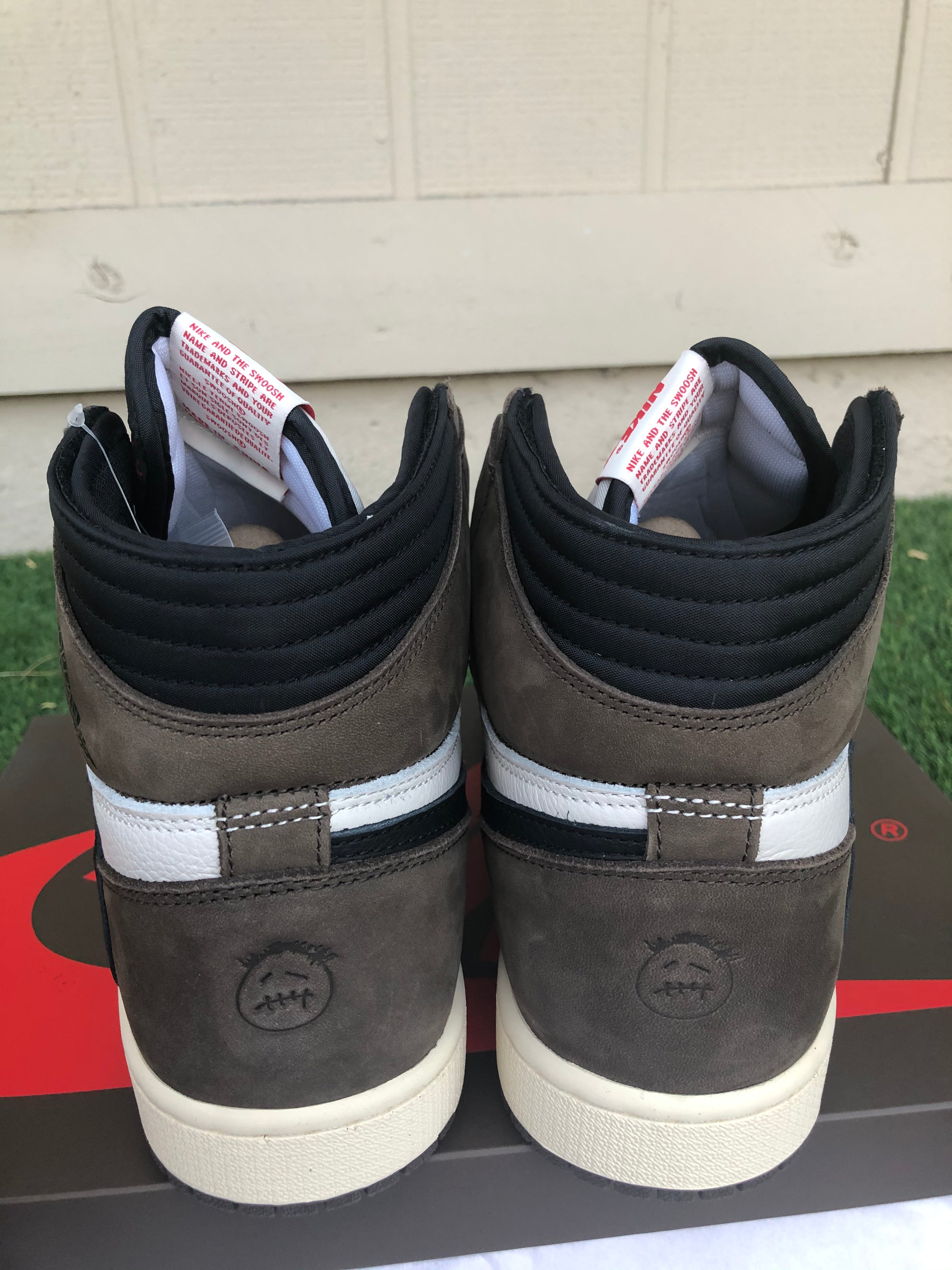 Jordan 1 High - Travis Scott Grey