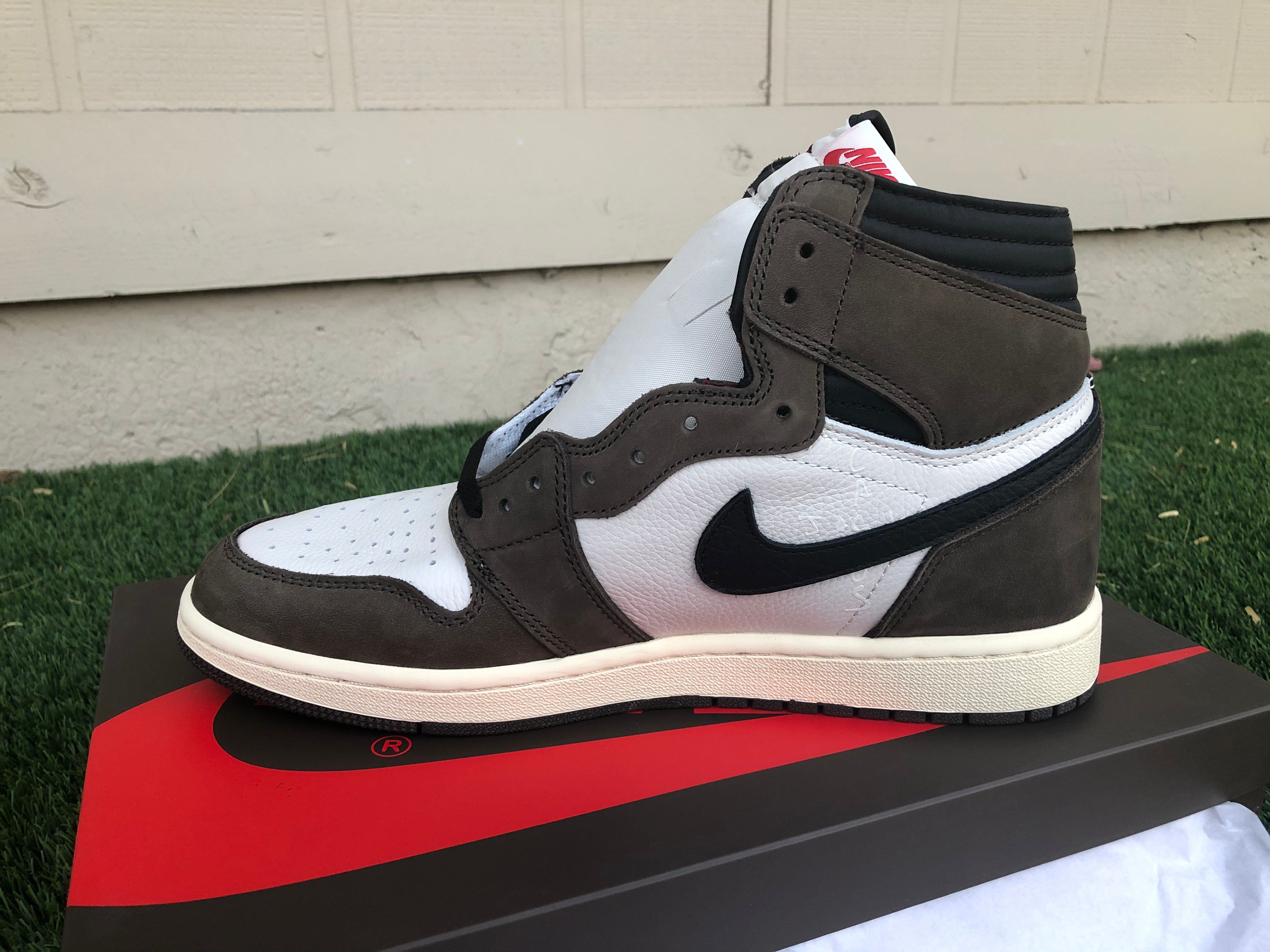 Jordan 1 High - Travis Scott Grey