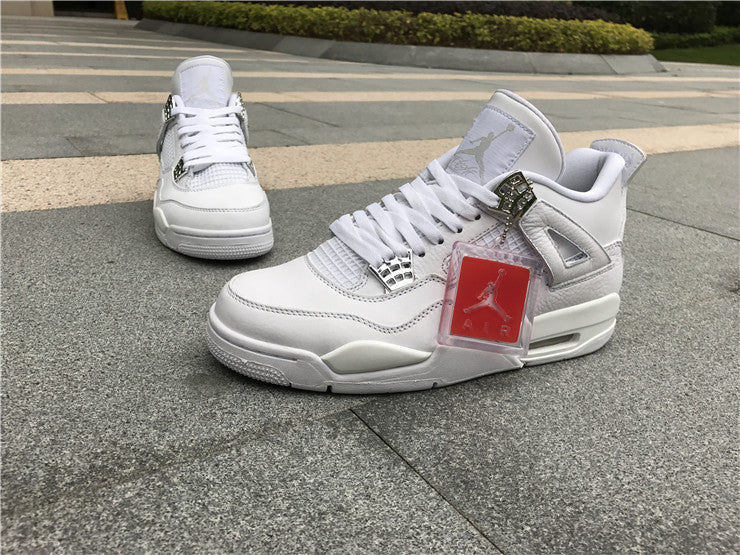 Jordan 4 - Pure Money Silver